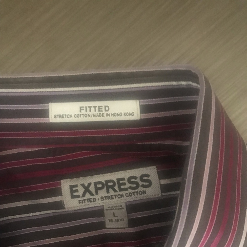Express button up - Picture 2 of 2
